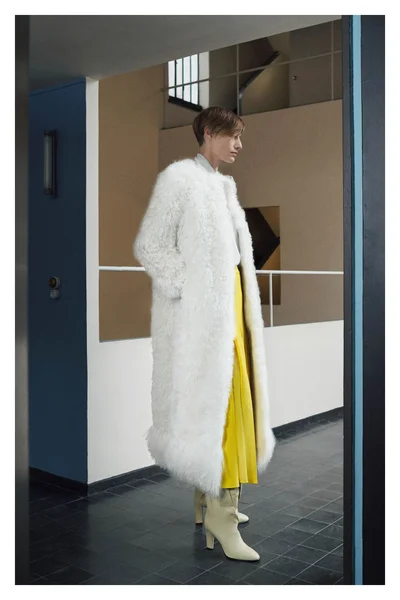 Look 1